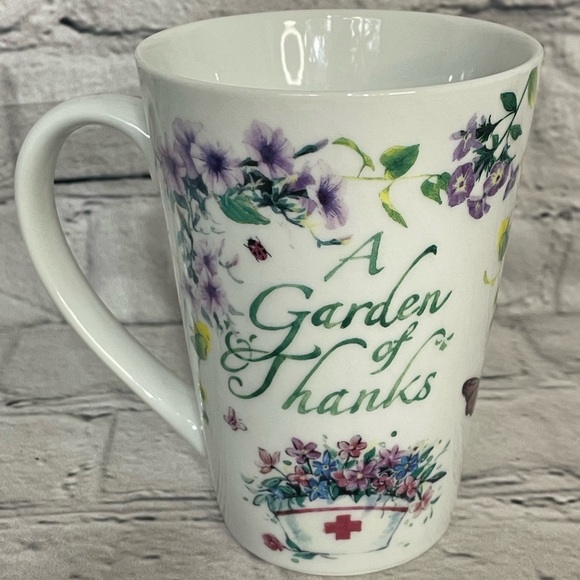 Nurses appreciation coffee mug Lissom Design by Jason Lee - Picture 2 of 4